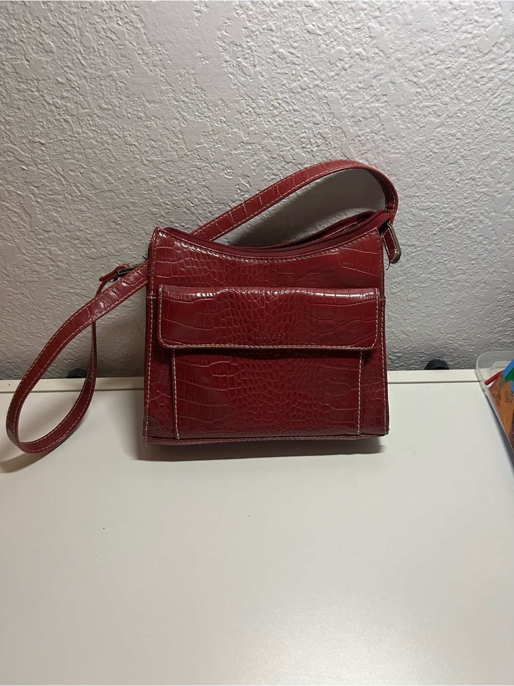 Vintage Liz Claiborne Red Croc-Embossed Shoulder Bag
